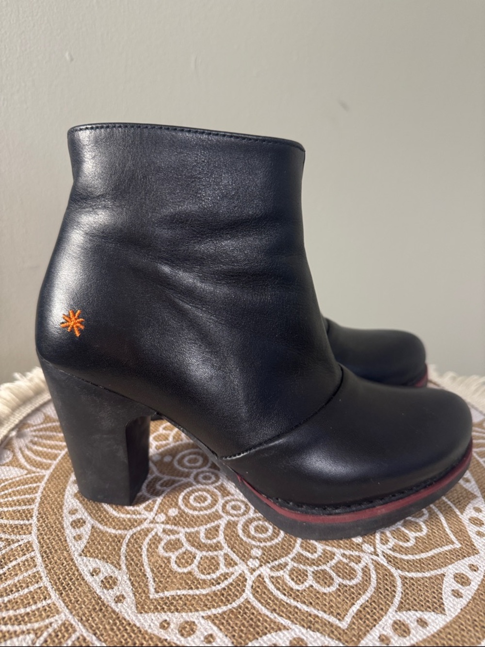 THE ART COMPANY Women's Ankle Boots BLACK Leather Block Heel Size 36
